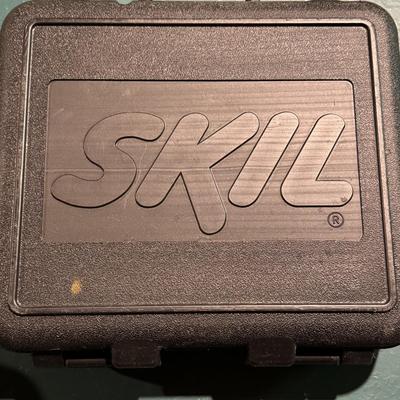 Lot 213B: Skil Saw 4470 w/ Case