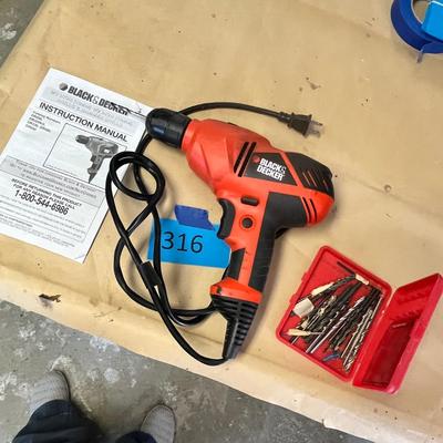 Lot 316 Black & Decker Drill