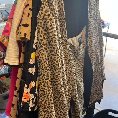 Sale Photo Thumbnail #174: Mostly blouses size large and XL