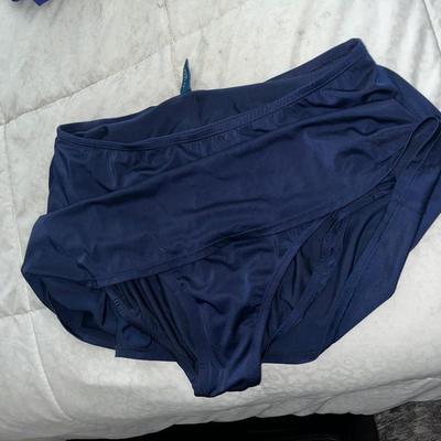 Sale Photo Thumbnail #260: Navy tank top and skirt bottoms size large