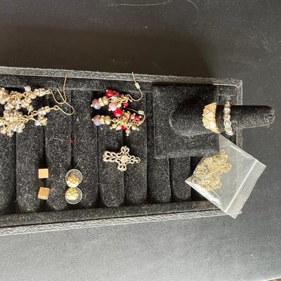 Sale Photo Thumbnail #262: Jewelry holders with earrings, rings and pendant