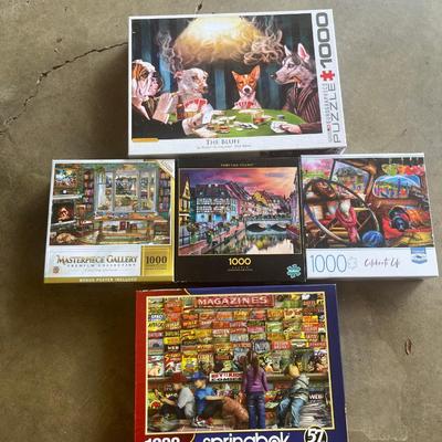 Sale Photo Thumbnail #275: All 1000 pieces