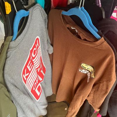 Sale Photo Thumbnail #328: Mostly adult medium