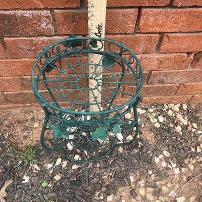 Sale Photo Thumbnail #363: Green metal plant stand - see pics for measurements