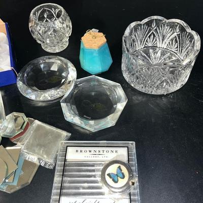 Sale Photo Thumbnail #478: Set of 3 crystal candle holders, LED tea lights, tiny mirrors and set of coasters