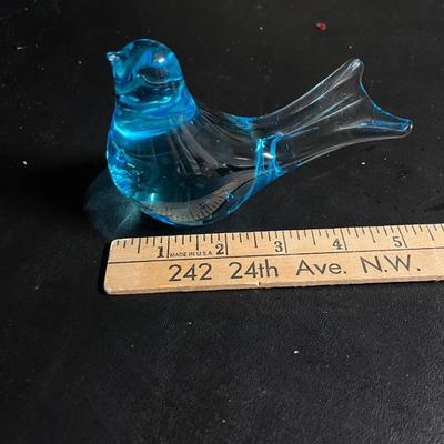Sale Photo Thumbnail #501: Glass bird figurine