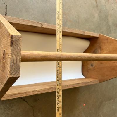 Sale Photo Thumbnail #515: Large wood box with handle - see pics for measurements