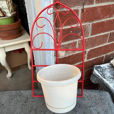 Sale Photo Thumbnail #570: Painted red iron hanging planter - see pics for measurements