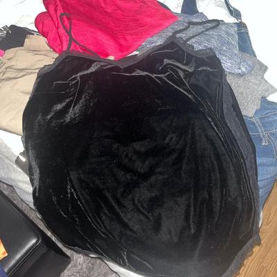 Sale Photo Thumbnail #609: Overall jean shorts, couple of tops, few pairs of leggings, and several skirts - almost all size large and XL