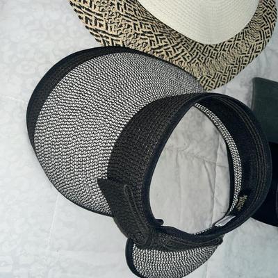 Sale Photo Thumbnail #622: Sun hats and ball caps