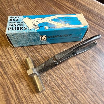Lot 319 Canvas Pliers
