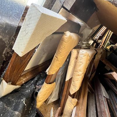 Lot 322 Bin #2 Frames