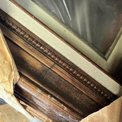 Lot 322 Bin #2 Frames