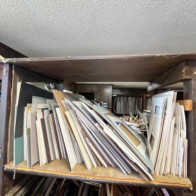 Lot 323 Bin of matting