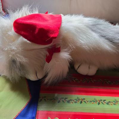 Mostly Dog-Themed Holiday Décor Lot – Pillows, Stockings, Blankets & More!