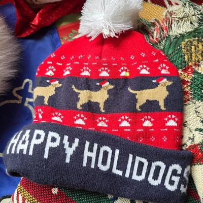 Mostly Dog-Themed Holiday Décor Lot – Pillows, Stockings, Blankets & More!