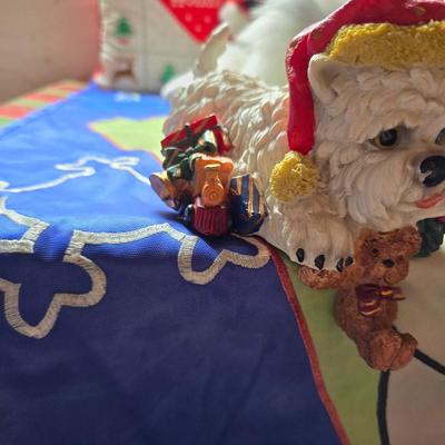 Mostly Dog-Themed Holiday Décor Lot – Pillows, Stockings, Blankets & More!