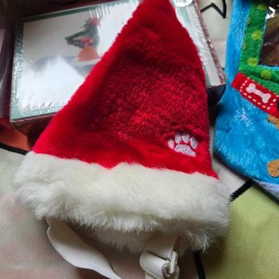 Mostly Dog-Themed Holiday Décor Lot – Pillows, Stockings, Blankets & More!