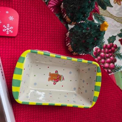 Holiday Flatware & Bakeware Set – Tree-Handled flatware - Utensils, Dishes & Decor