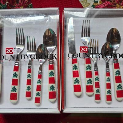 Holiday Flatware & Bakeware Set – Tree-Handled flatware - Utensils, Dishes & Decor