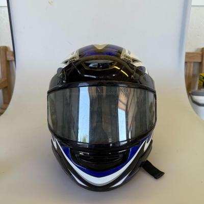 Sale Photo Thumbnail #83: Youth size LG in good condition with working visor.