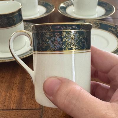 Sale Photo Thumbnail #51: Royal Doulton Carlyle pattern demitasse cups and saucers. Set of 8. Dimensions: Demitasse cups 3”w x 2”d x 2.5”h
Demitasse cup plate 5”w
In very good/excellent condition with no known defects.