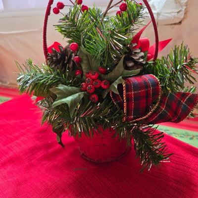 Holiday Drinkware & Serving Lot – Glasses, Bowls, Mugs & More! All in 21-gallon tote!