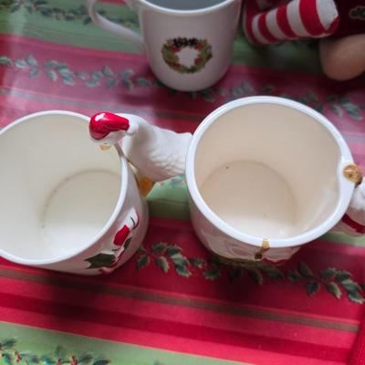 Holiday Drinkware & Serving Lot – Glasses, Bowls, Mugs & More! All in 21-gallon tote!