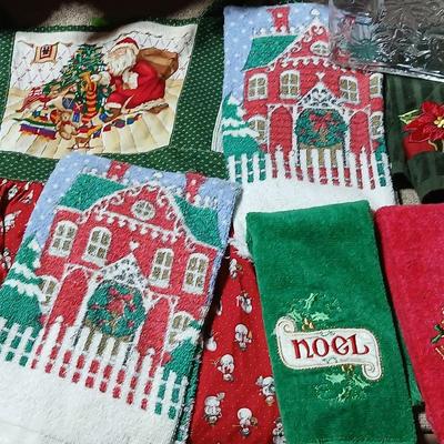 Holiday Drinkware & Serving Lot – Glasses, Bowls, Mugs & More! All in 21-gallon tote!