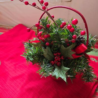 Holiday Drinkware & Serving Lot – Glasses, Bowls, Mugs & More! All in 21-gallon tote!