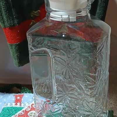 Holiday Drinkware & Serving Lot – Glasses, Bowls, Mugs & More! All in 21-gallon tote!