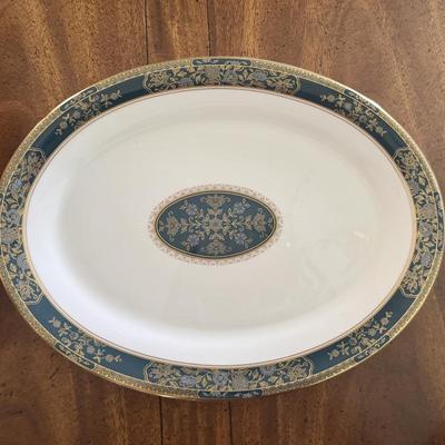 Sale Photo Thumbnail #79: Royal Doulton Carlyle pattern serving platter. Dimensions: Small platter 13.5”w x 10”d. In very good/excellent condition.