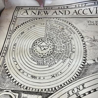 Lot 334 World Map Read description