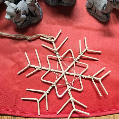 Snowman & Santa Décor Lot – Folk Art, Flags, Figurines & More! All in a lidded storage tote!