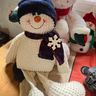 Snowman & Santa Décor Lot – Folk Art, Flags, Figurines & More! All in a lidded storage tote!