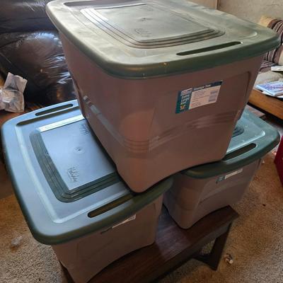 Set of 3 Extra-Large Storage Totes – Gray with Green Lids