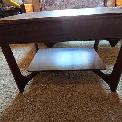 Vintage Mersman Coffee & End Table Set – Mid-Century Modern Style with ceramic lamp and shade
