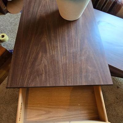 Vintage Mersman Coffee & End Table Set – Mid-Century Modern Style with ceramic lamp and shade
