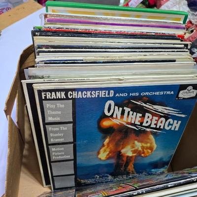 Large Vintage Vinyl Record Lot – Easy Listening, Crooners & Classics - Entire box!!