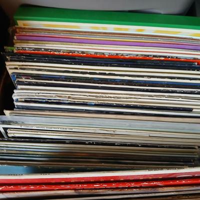 Large Vintage Vinyl Record Lot – Easy Listening, Crooners & Classics - Entire box!!