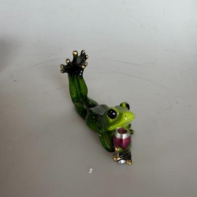 Sale Photo Thumbnail #300: Reclining Glass Frog with Wine Goblet