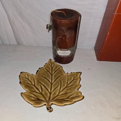 Fall Harvest Décor Lot – Towels, Candles, Figurines, & More