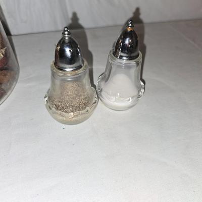 Fall Harvest Décor Lot – Towels, Candles, Figurines, & More