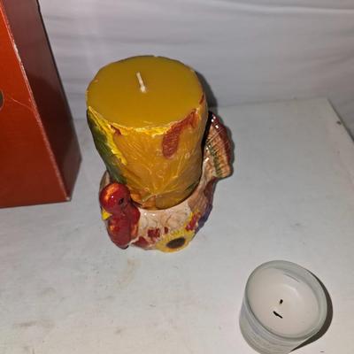 Fall Harvest Décor Lot – Towels, Candles, Figurines, & More