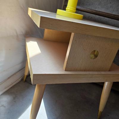 Mid-Century End Table, Vintage Shelf, Chair & Lamp Lot