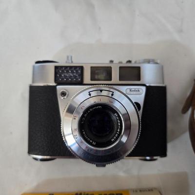 Vintage Kodak Camera Lot with Tripod & Flashbulbs