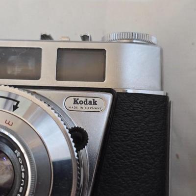 Vintage Kodak Camera Lot with Tripod & Flashbulbs