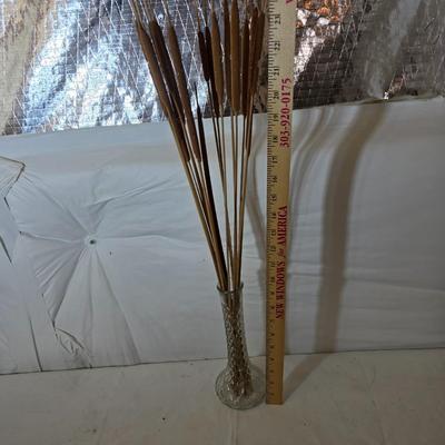 Vintage Japan Mallard Wall Plates & Cattail Vase Decor Lot with Cattail Vase Arrangement