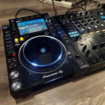 Sale Photo Thumbnail #10: Full set of CDJs for any DJ professionals. This pair has been utilized for training purposes only and has been in a controlled environment.