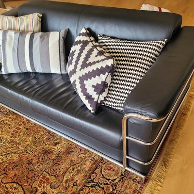 Le Corbusier Chrome Frame Sofa (D-EL)